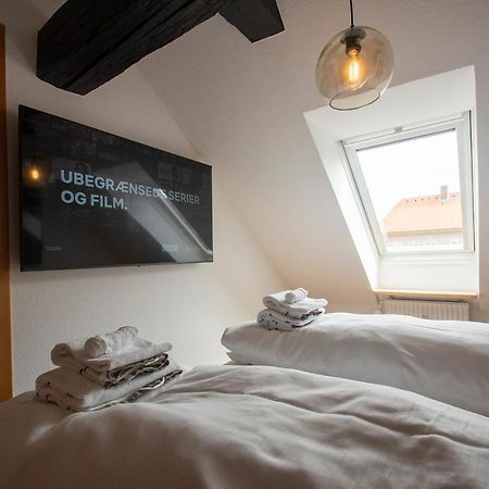 Stylish Two Floor Deluxe Apartment - 2 Bedroom Sønderborg Eksteriør bilde