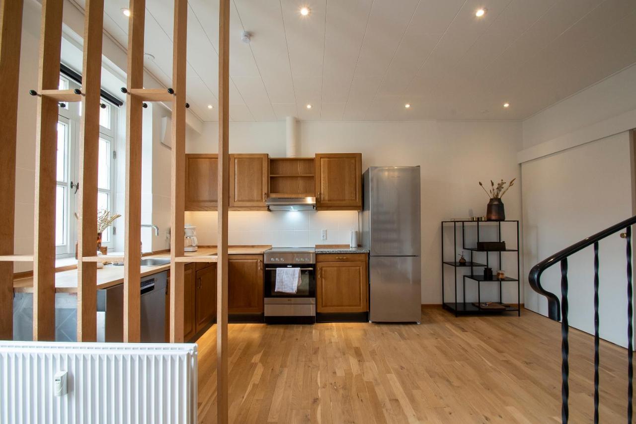 Stylish Two Floor Deluxe Apartment - 2 Bedroom Sønderborg Eksteriør bilde