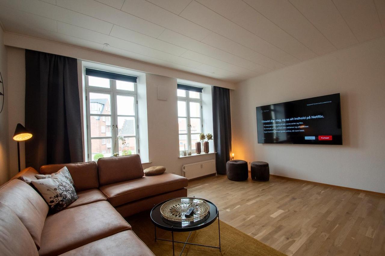 Stylish Two Floor Deluxe Apartment - 2 Bedroom Sønderborg Eksteriør bilde