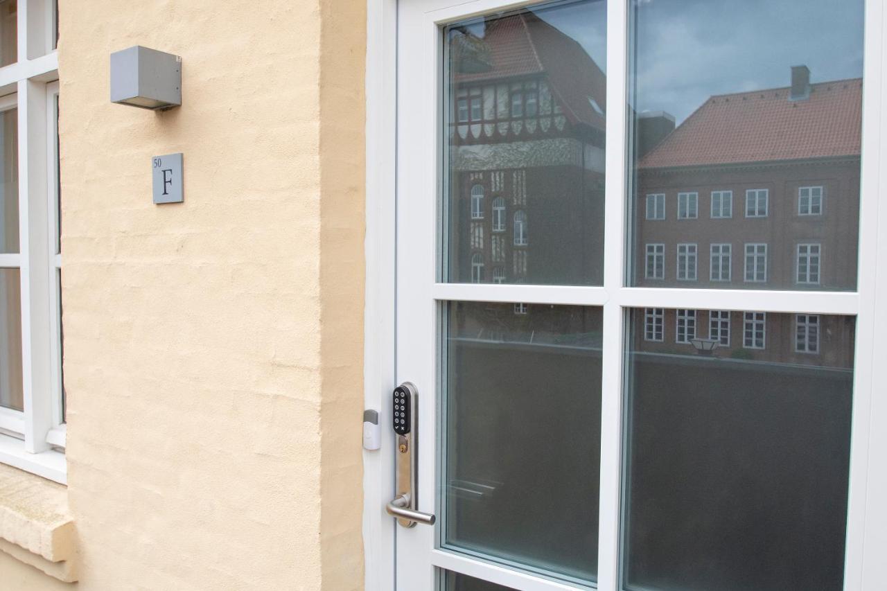 Stylish Two Floor Deluxe Apartment - 2 Bedroom Sønderborg Eksteriør bilde