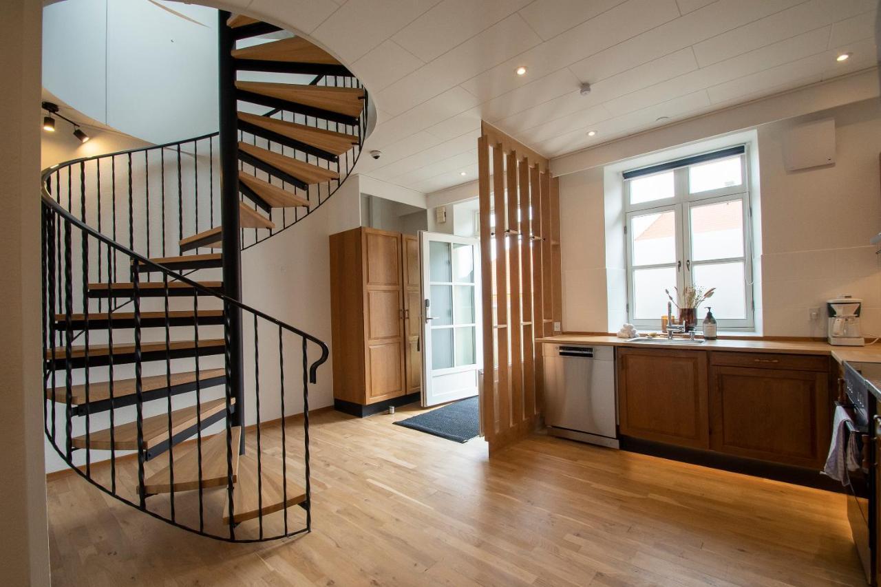 Stylish Two Floor Deluxe Apartment - 2 Bedroom Sønderborg Eksteriør bilde